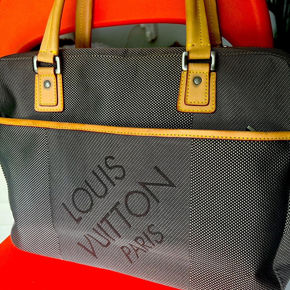 Luis Vuitton Computer Bag Original Good Condition